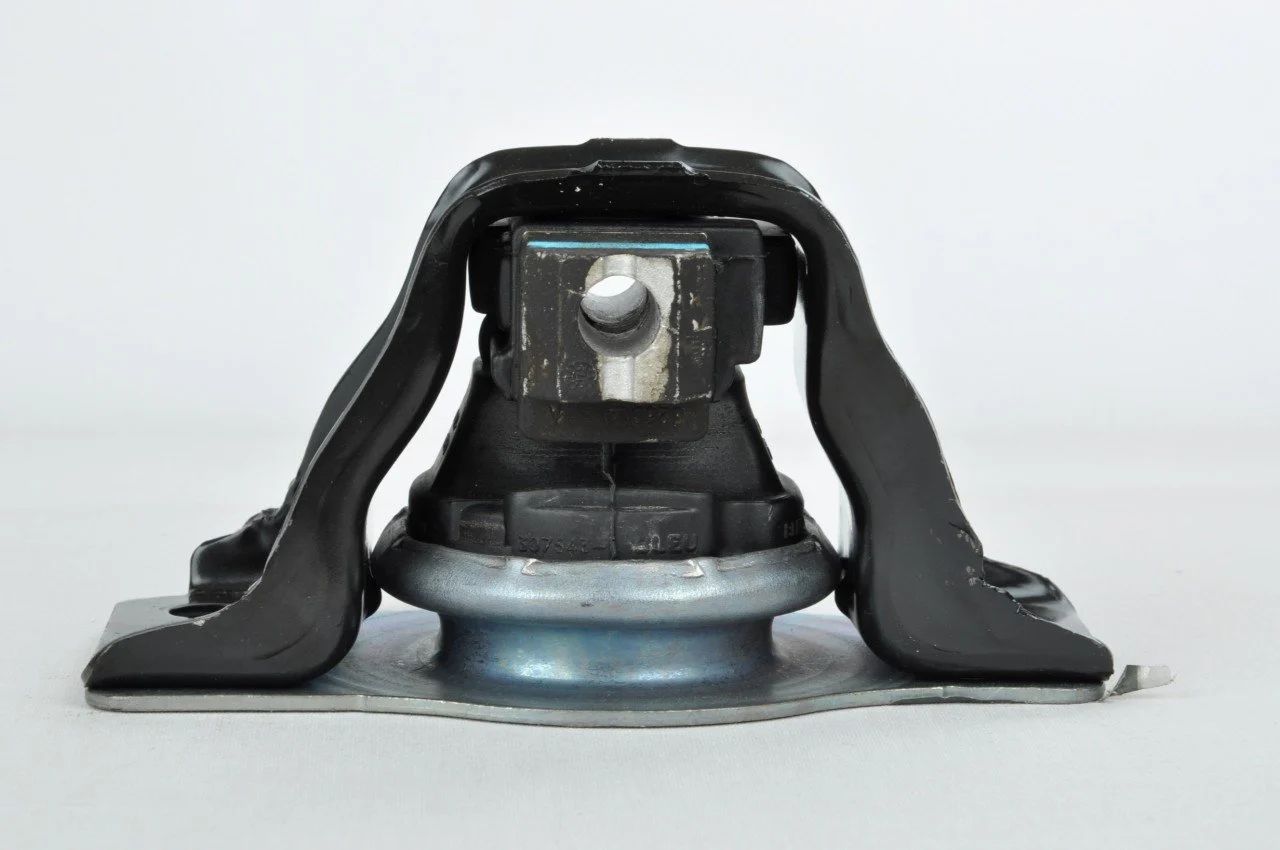 Motor Takozu Sağ Üst (Yağlı) | Renault Megane 2 - 1.5 Dci K9K