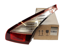 Sağ İç Stop Lambası (Koyu Tip) | Renault Megane 3 Hatchback (2015-2016)